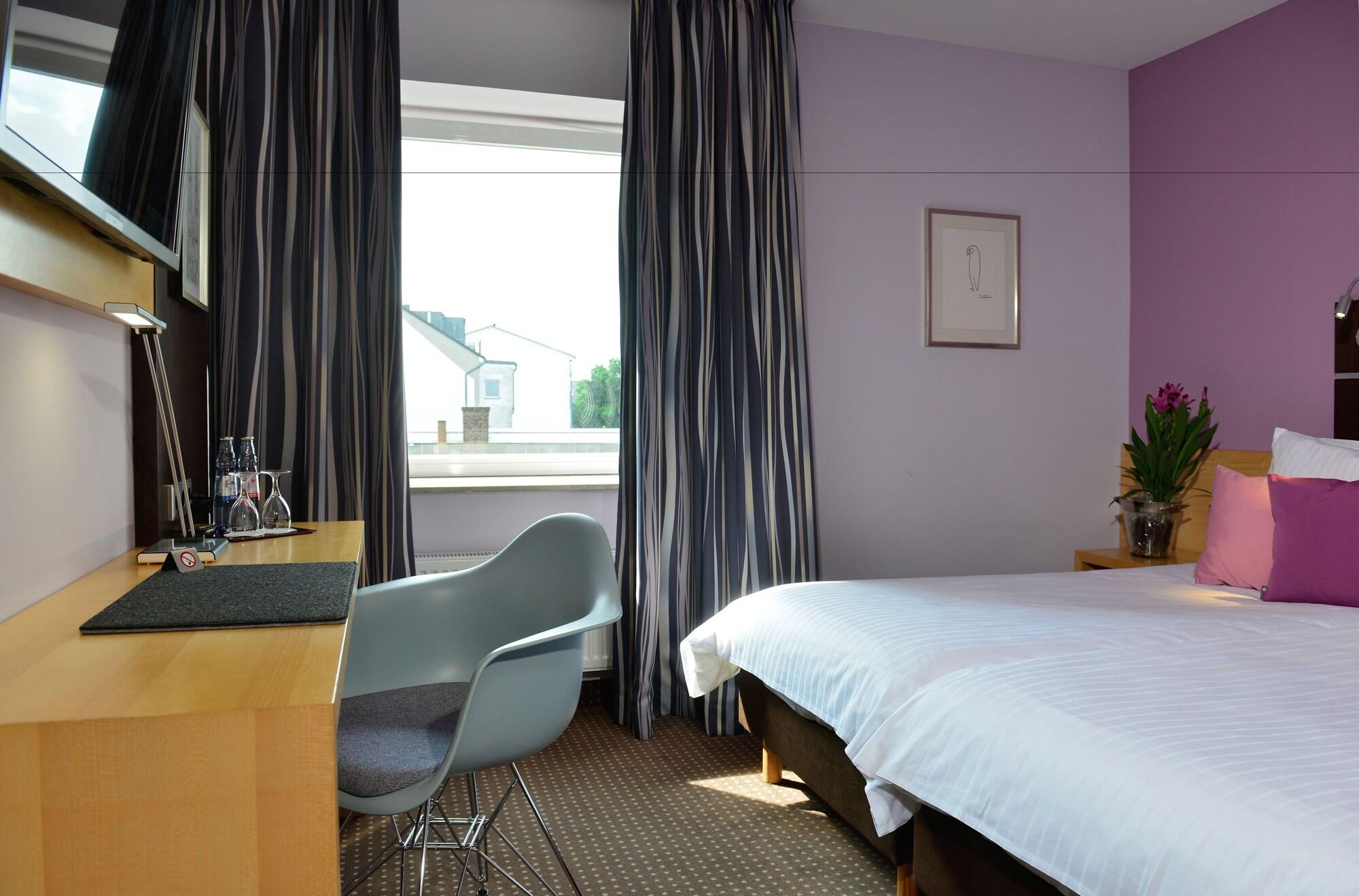 Hotel Uhu Garni Köln Kültér fotó