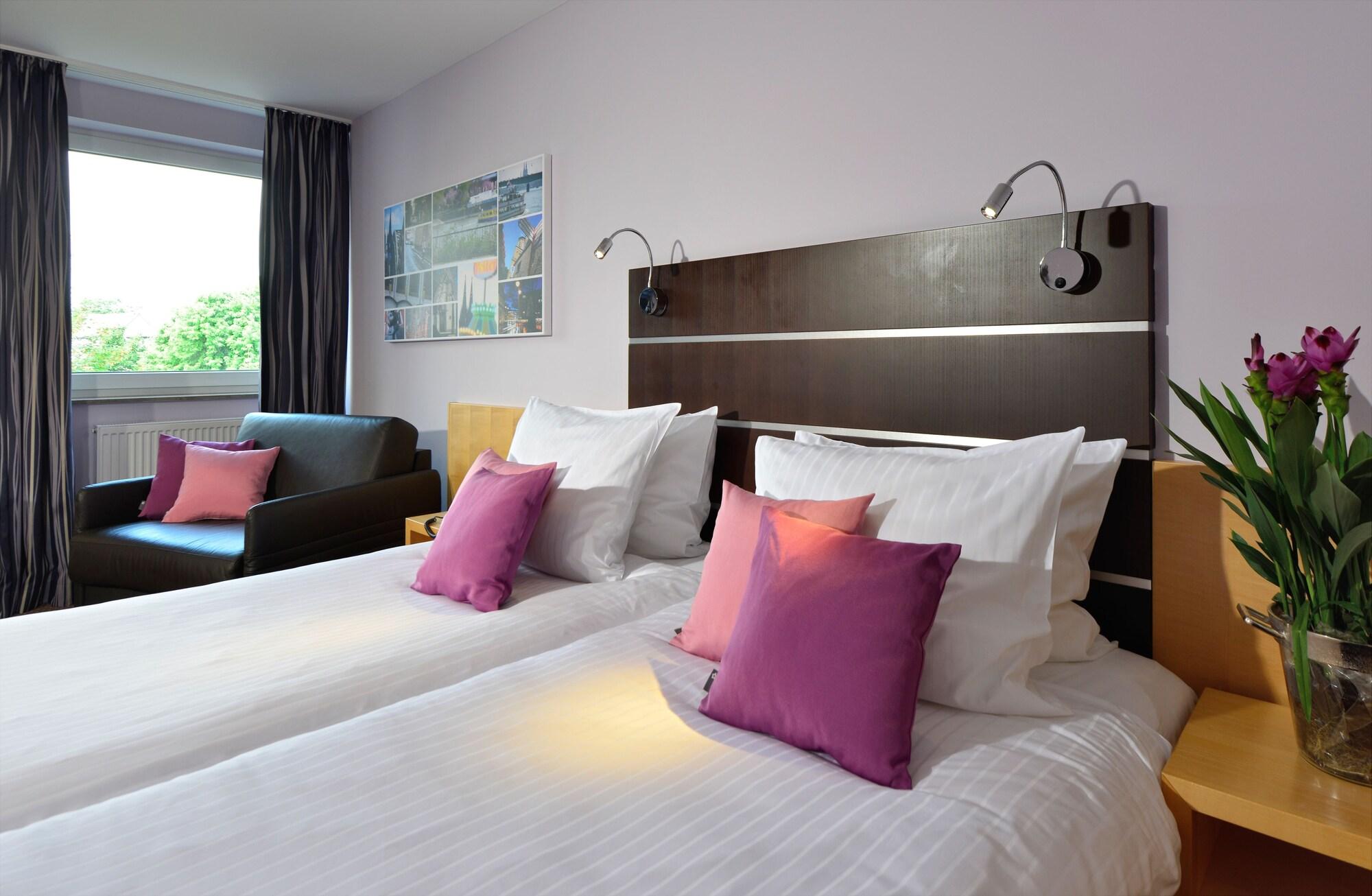 Hotel Uhu Garni Köln Kültér fotó