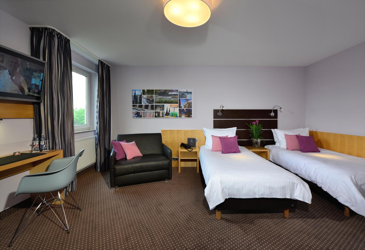 Hotel Uhu Garni Köln Kültér fotó