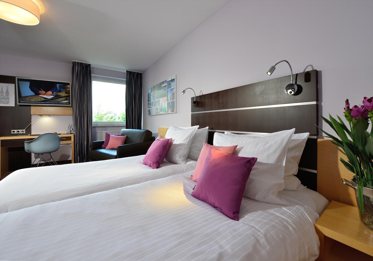Hotel Uhu Garni Köln Kültér fotó